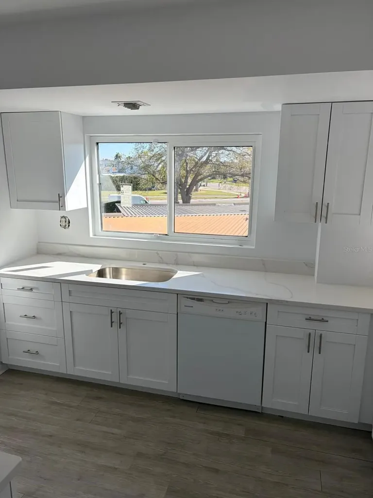 650 Island Way Clearwater FL 33767