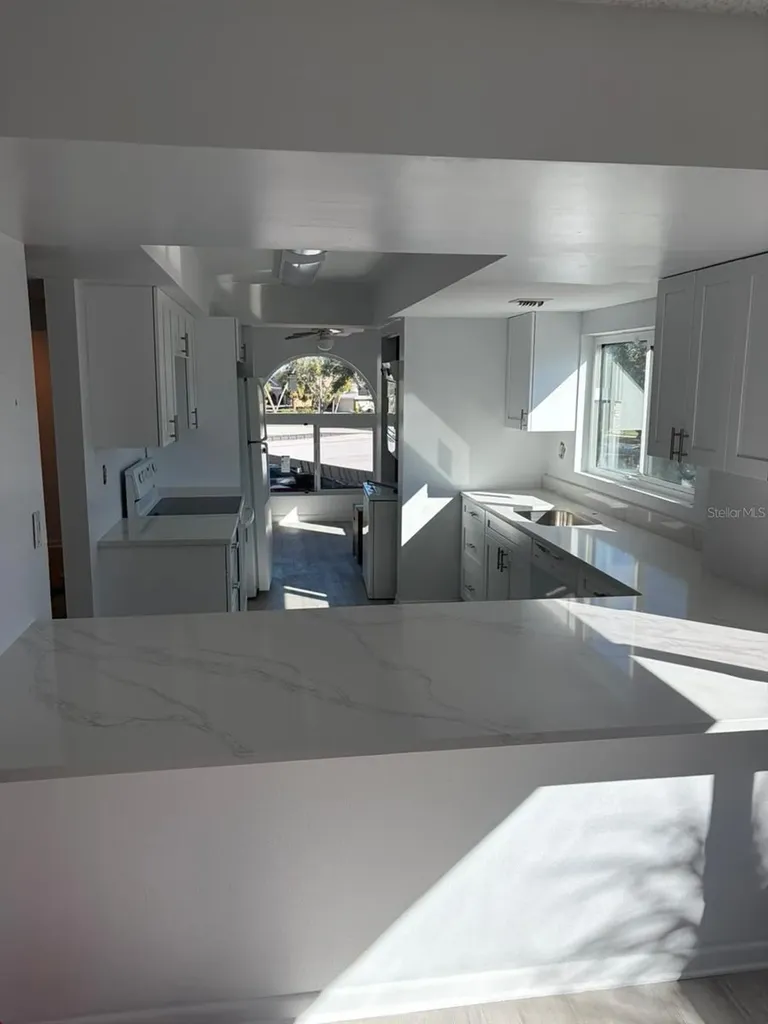 650 Island Way Clearwater FL 33767