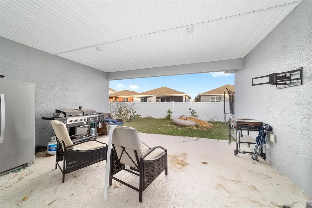 6139 SW 74th Court Ocala FL 34474