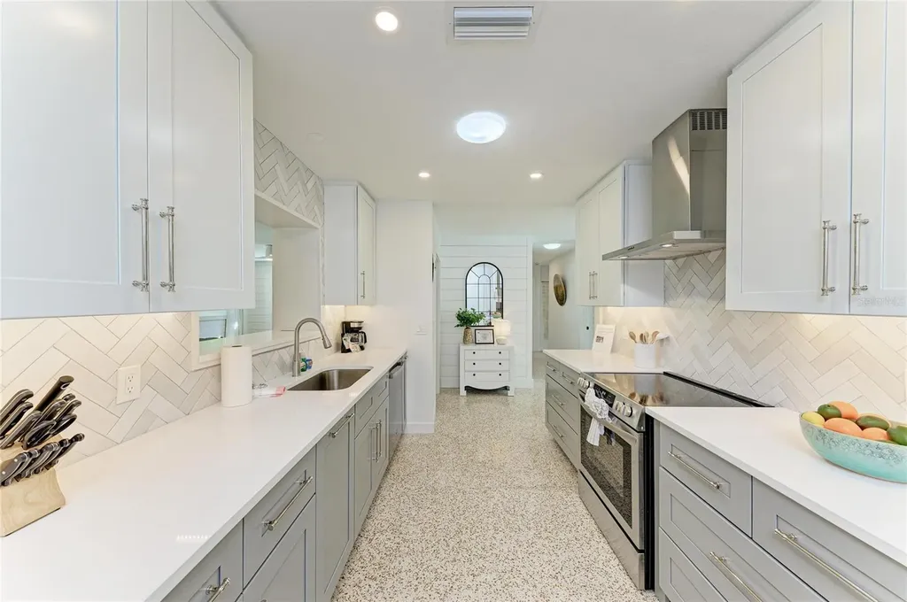 115 Los Cedros Drive Anna Maria FL 34216