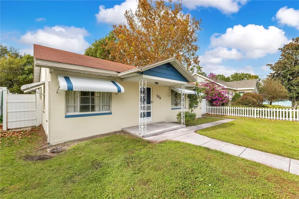706 Massachusetts Avenue St Cloud FL 34769