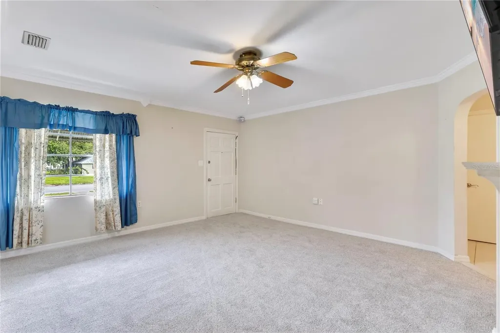 706 Massachusetts Avenue St Cloud FL 34769