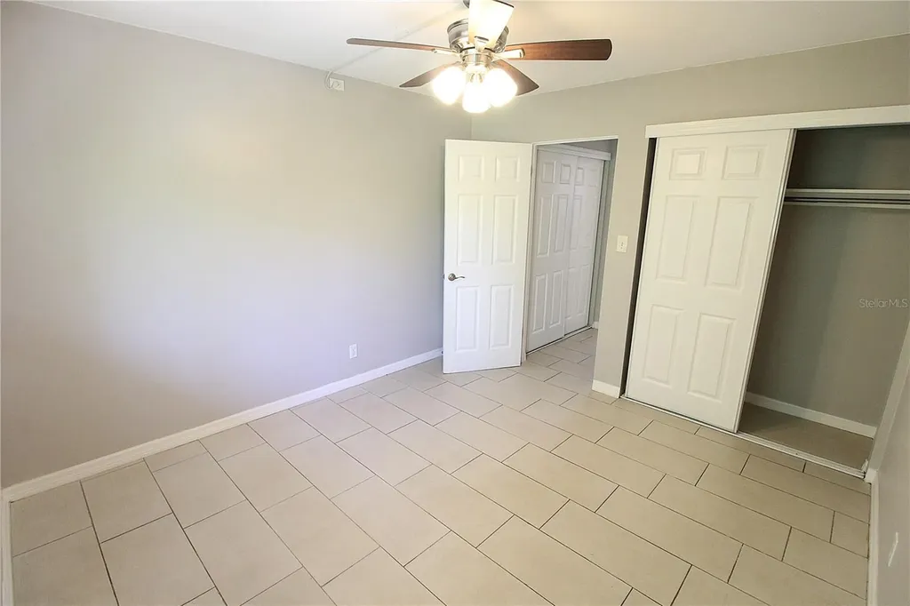 3001 Bee Ridge Road Sarasota FL 34239