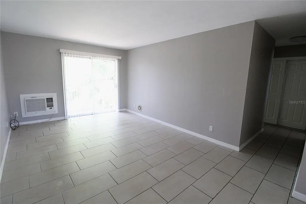 3001 Bee Ridge Road Sarasota FL 34239