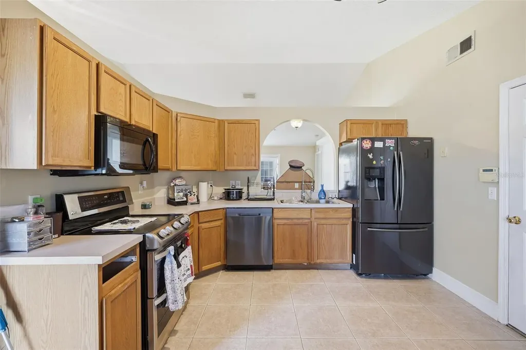 4254 Worthington Place Mascotte FL 34753