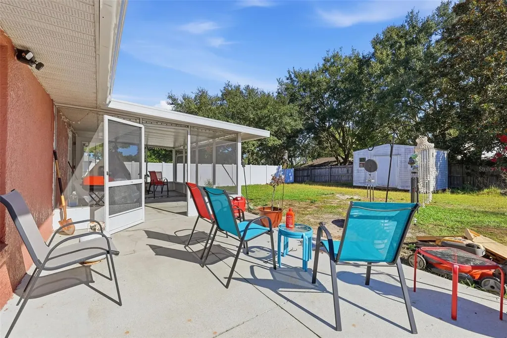 4254 Worthington Place Mascotte FL 34753