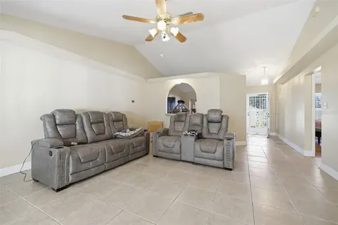 4254 Worthington Place Mascotte FL 34753
