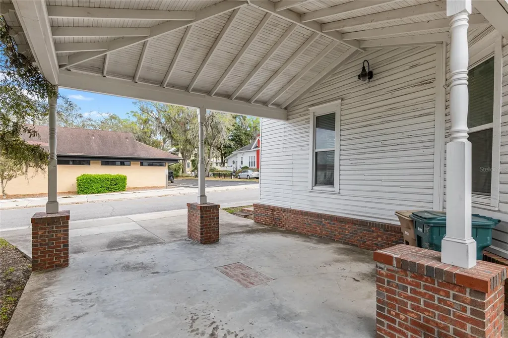30 SE Wenona Avenue Ocala FL 34471