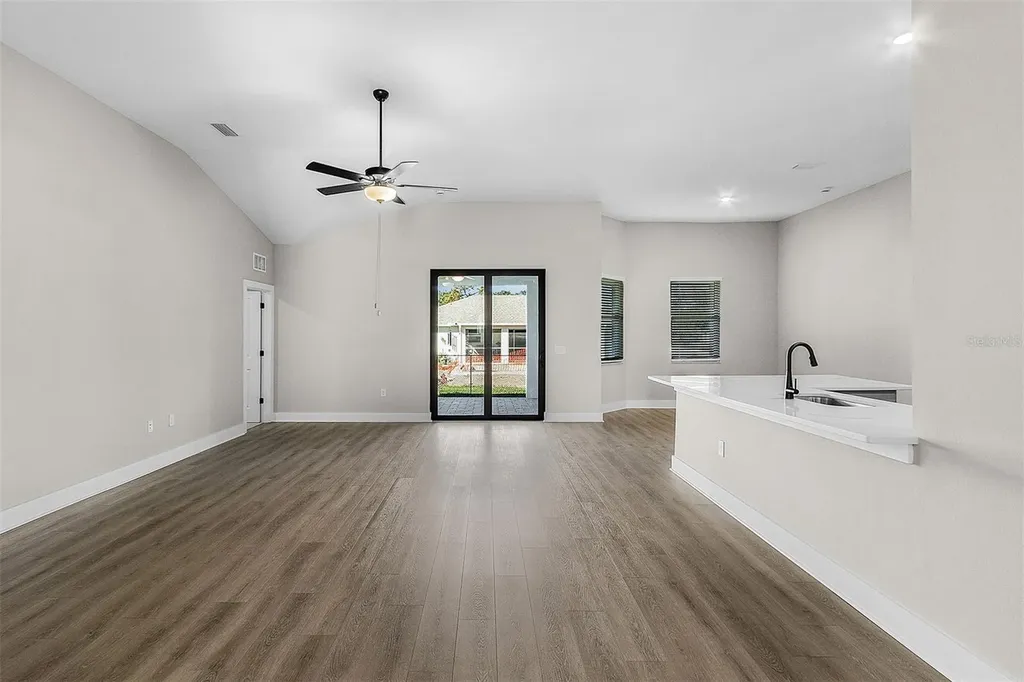 13432 Lake Gallagher Drive Dover FL 33527