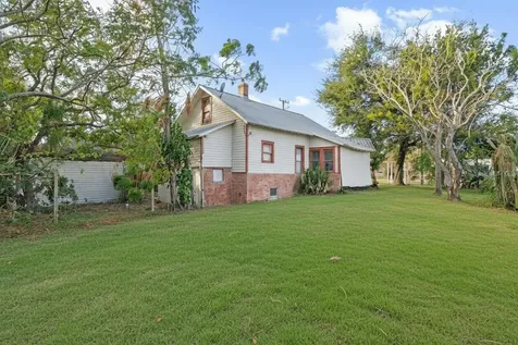 201 W Washington Street Minneola FL 34715