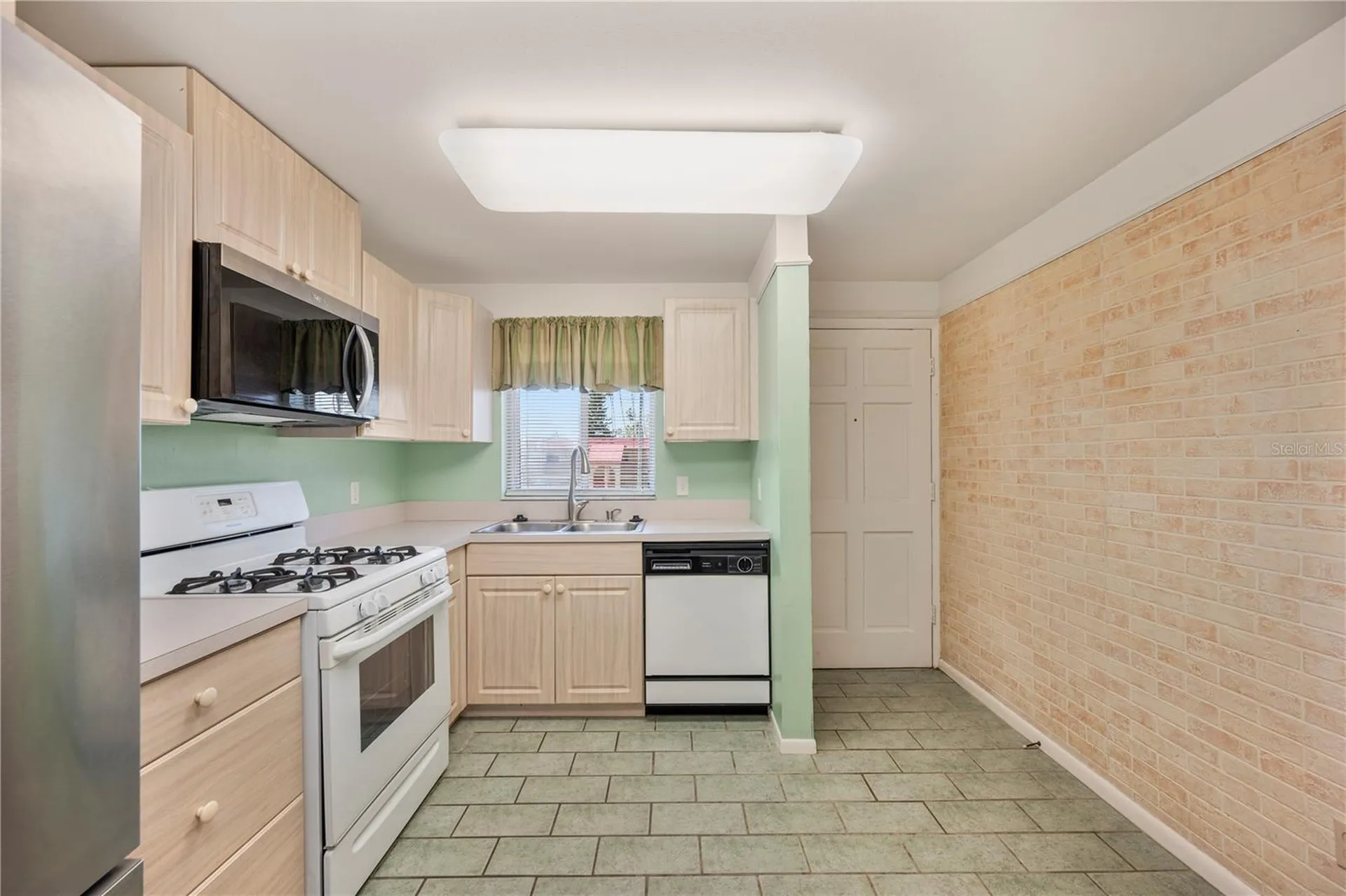 400 El Camino Drive Winter Haven FL 33884