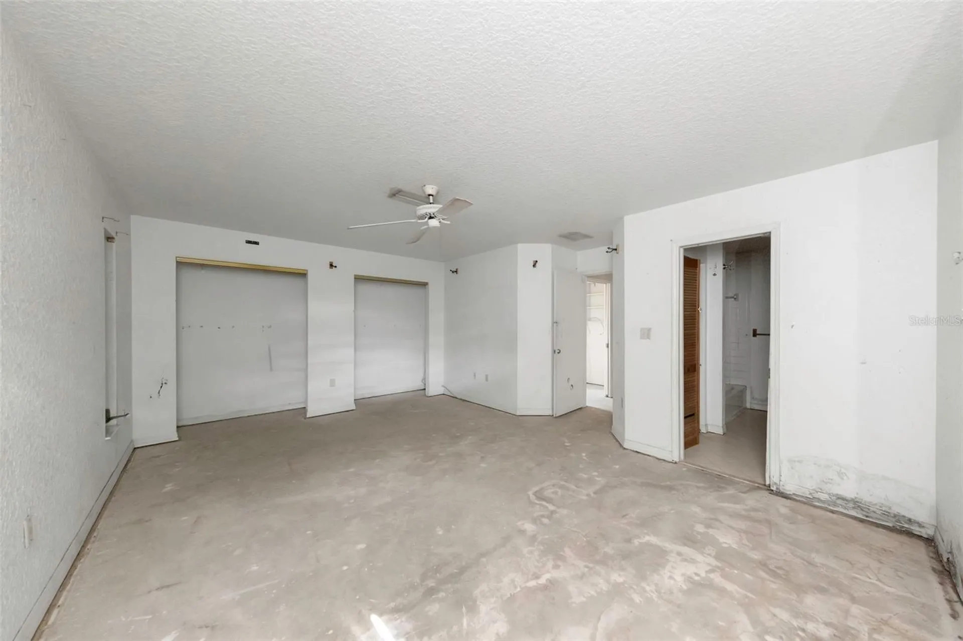 8858 67th Way N Pinellas Park FL 33782