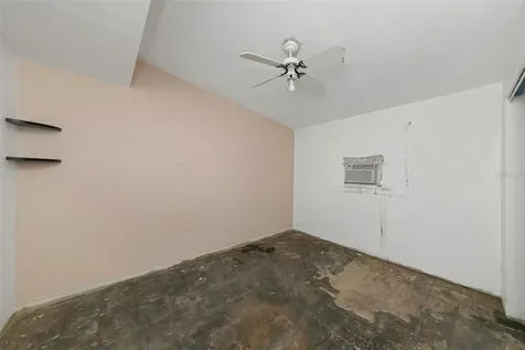 8858 67th Way N Pinellas Park FL 33782
