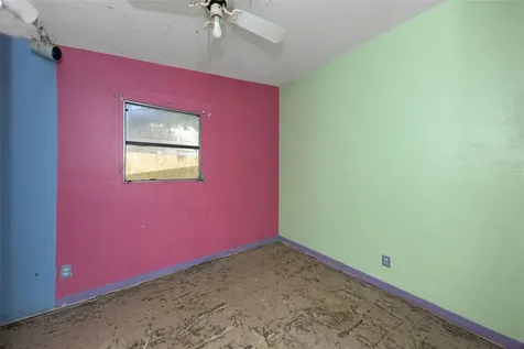 8858 67th Way N Pinellas Park FL 33782