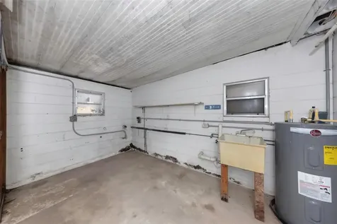 8858 67th Way N Pinellas Park FL 33782