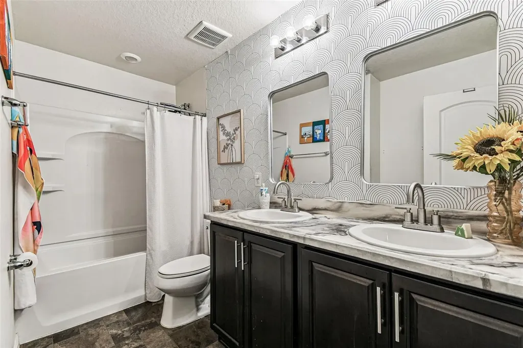 10403 Laguna Plains Drive Riverview FL 33578