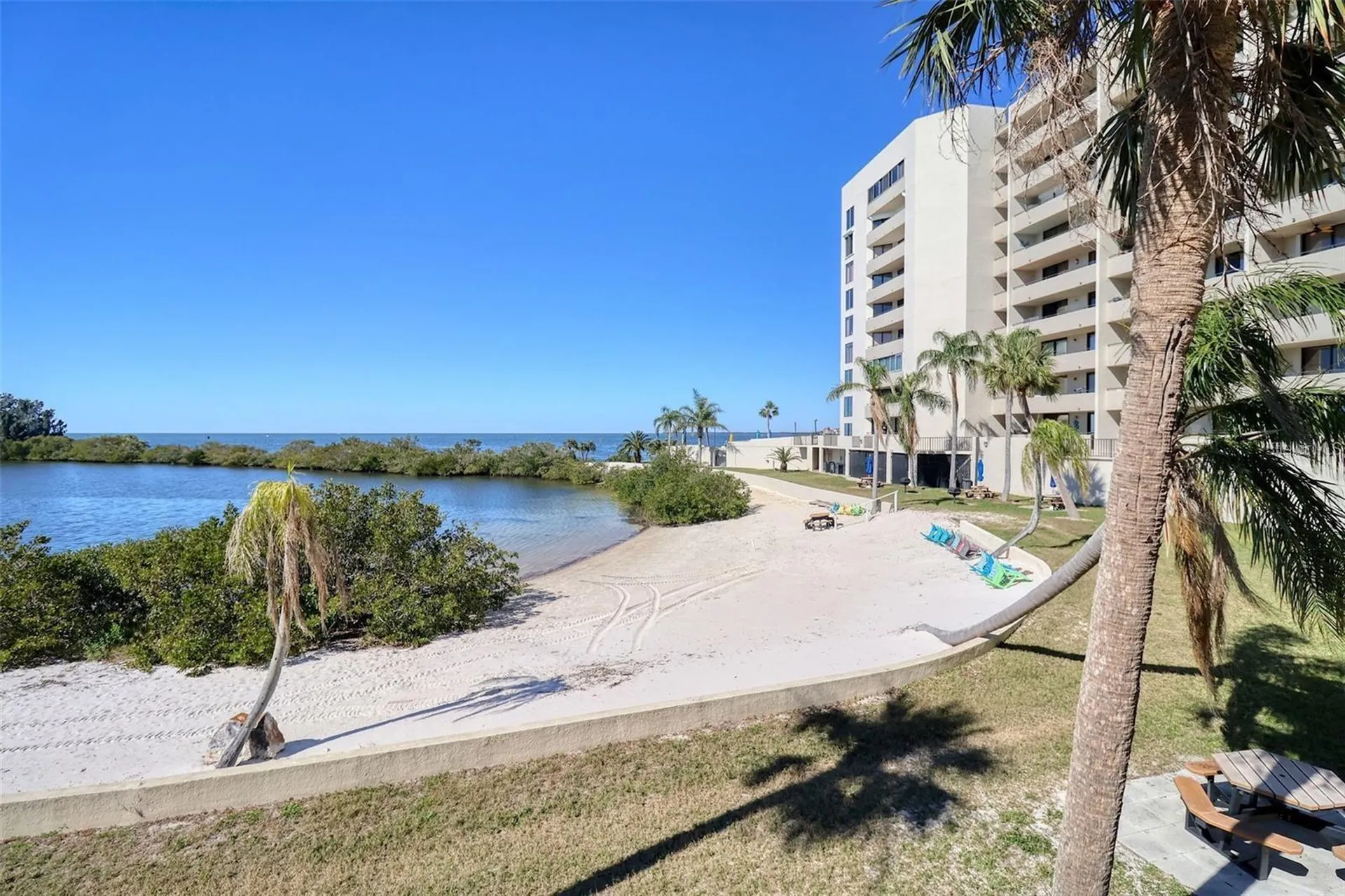 5915 Sea Ranch Drive Hudson FL 34667