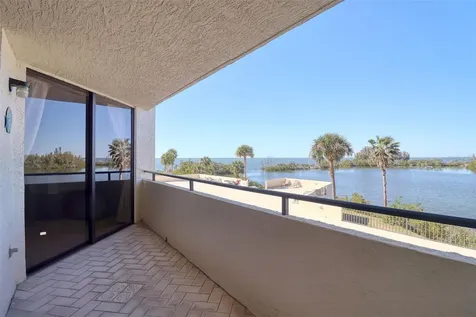 5915 Sea Ranch Drive Hudson FL 34667