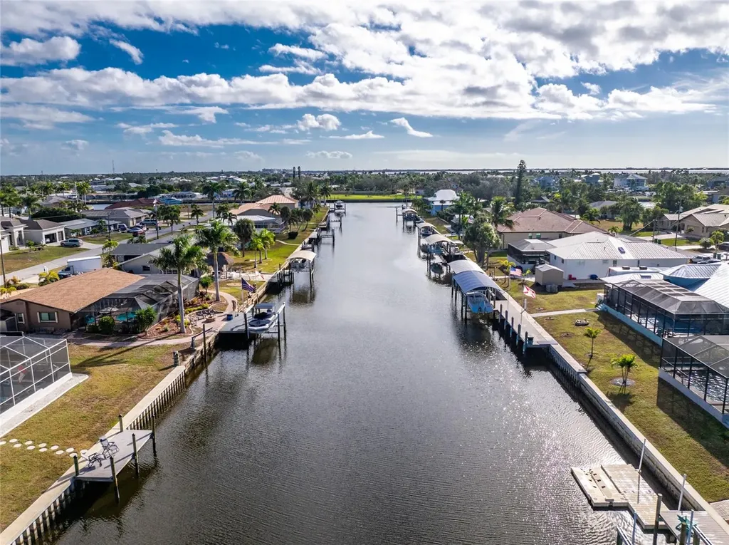 128 Sinclair Street SE Port Charlotte FL 33952