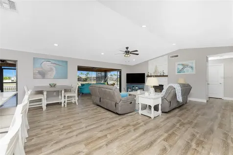 128 Sinclair Street SE Port Charlotte FL 33952
