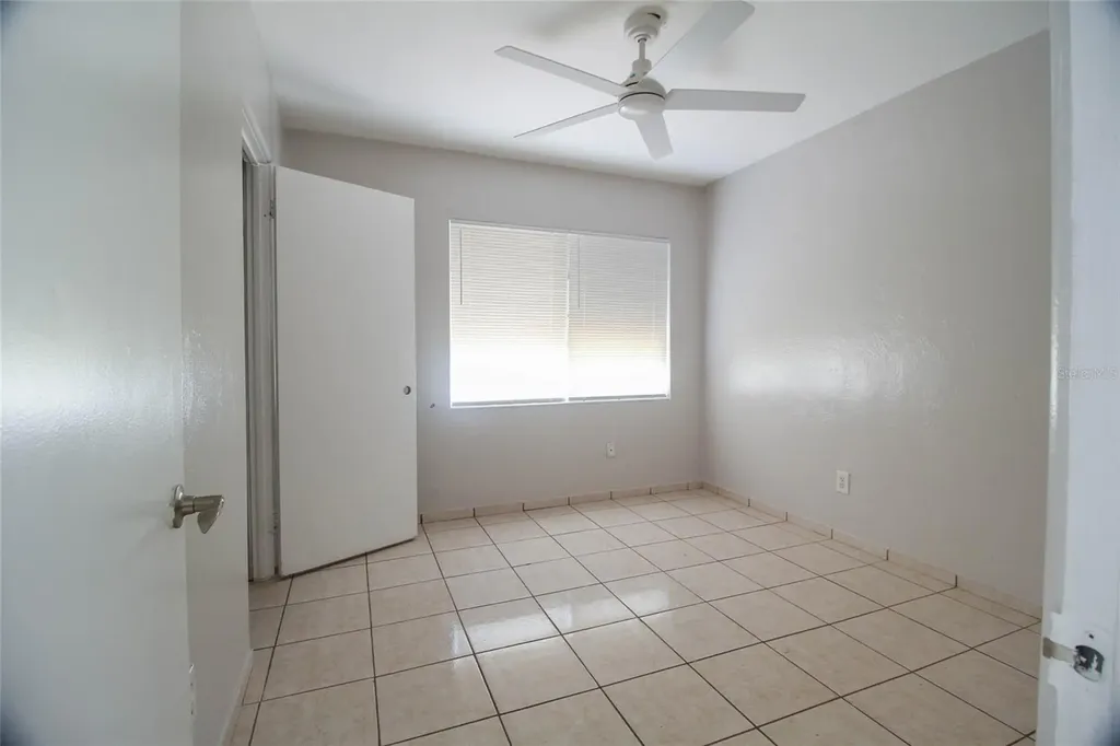 15 N Oxalis Drive Orlando FL 32807