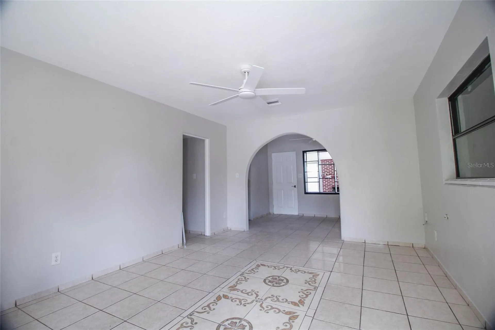 15 N Oxalis Drive Orlando FL 32807