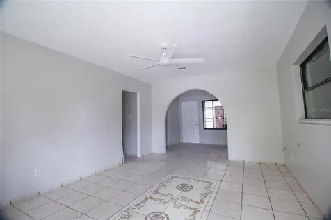 15 N Oxalis Drive Orlando FL 32807