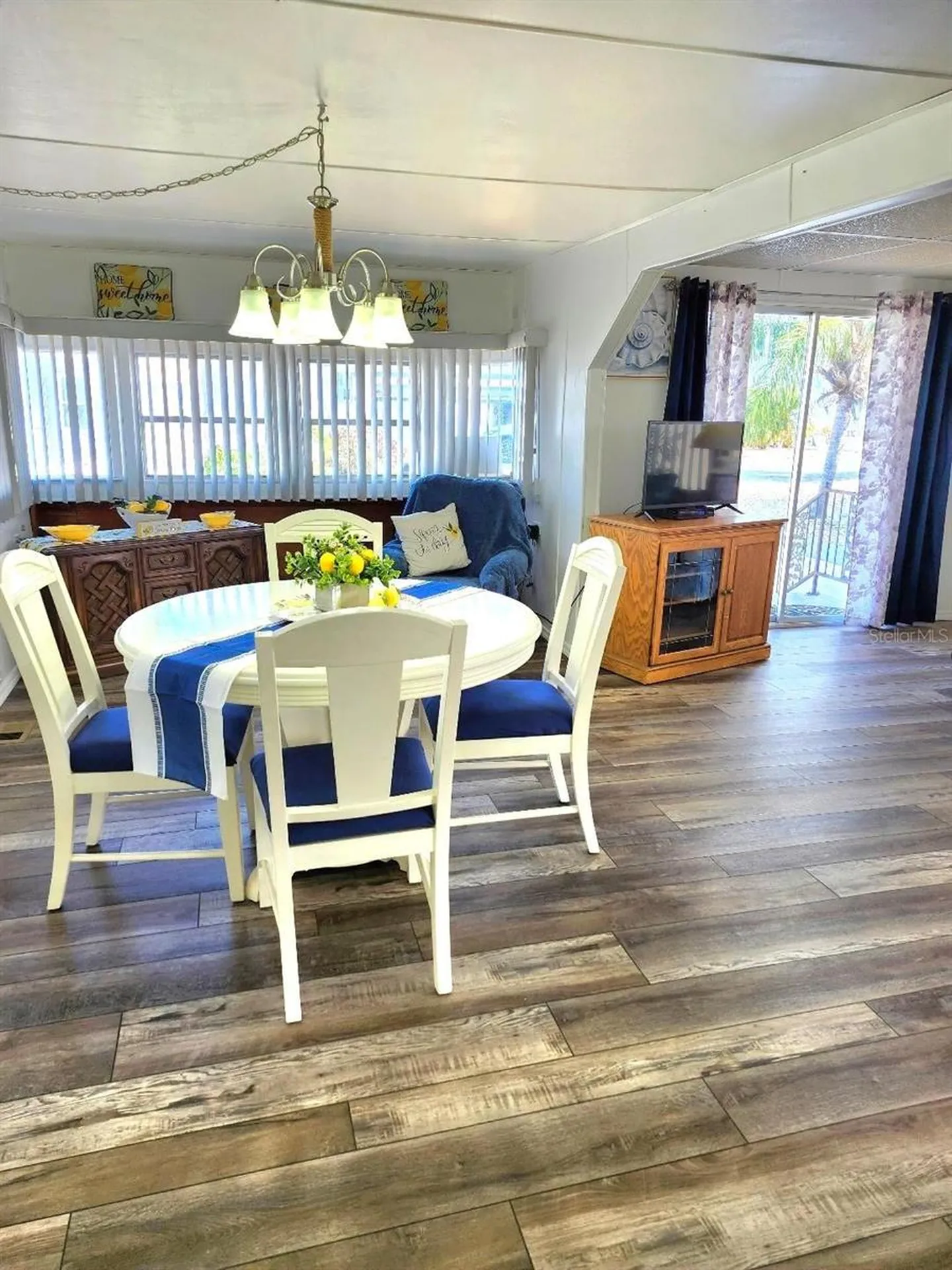 1912 Iowa Avenue Bradenton FL 34207