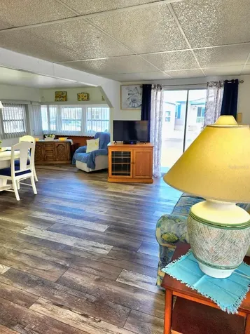 1912 Iowa Avenue Bradenton FL 34207