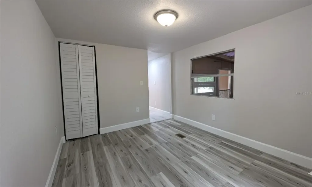 9761 Lake Drive Weeki Wachee FL 34613