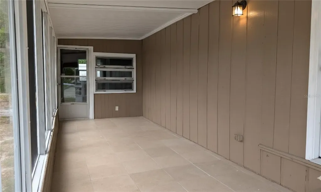 9761 Lake Drive Weeki Wachee FL 34613