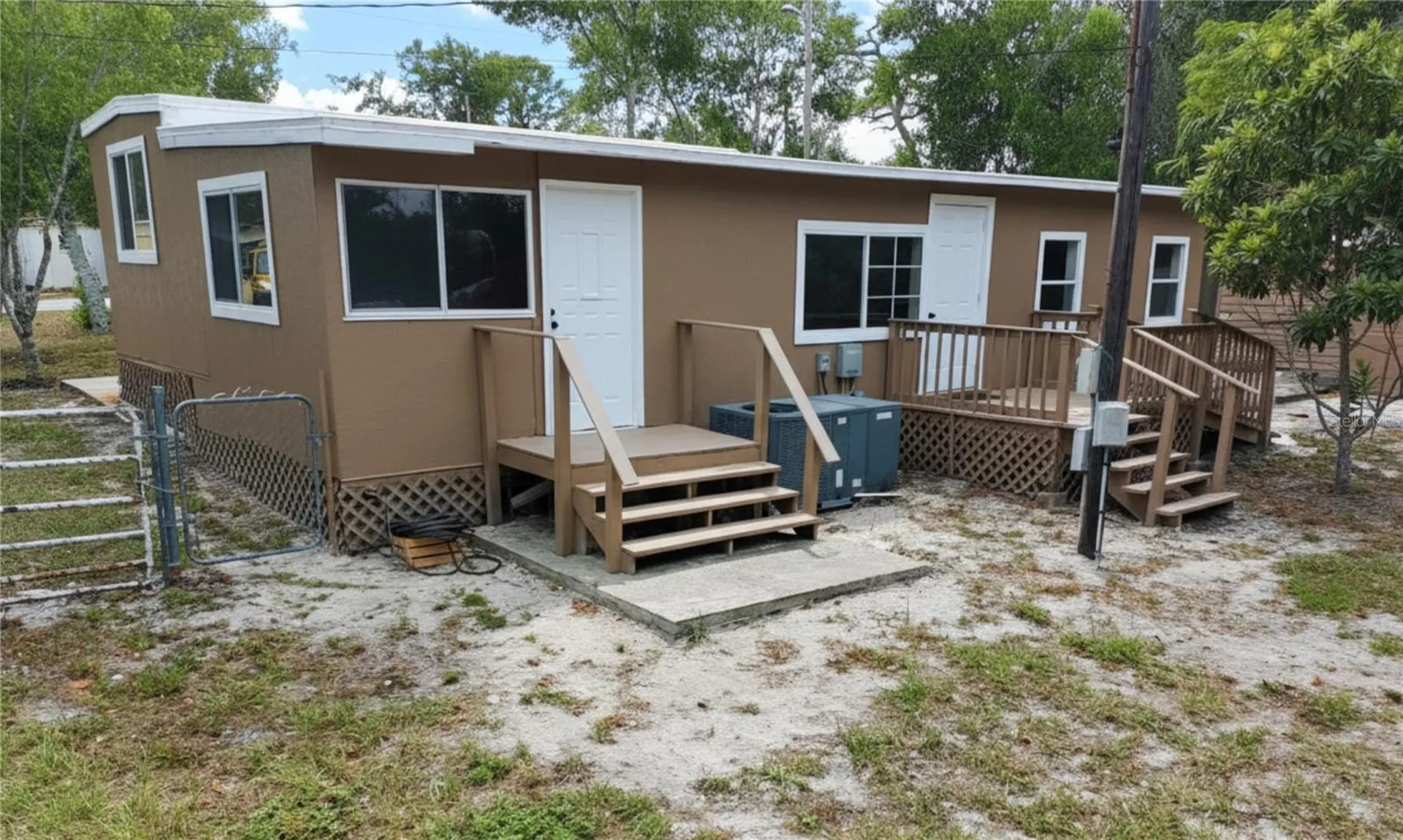 9761 Lake Drive Weeki Wachee FL 34613