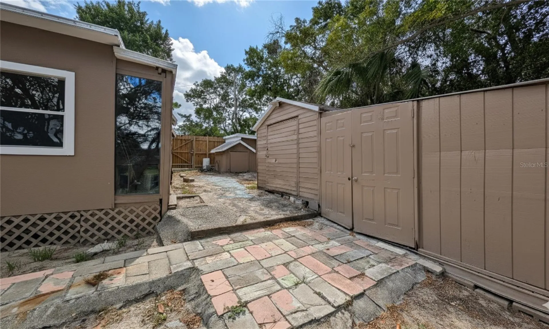9761 Lake Drive Weeki Wachee FL 34613
