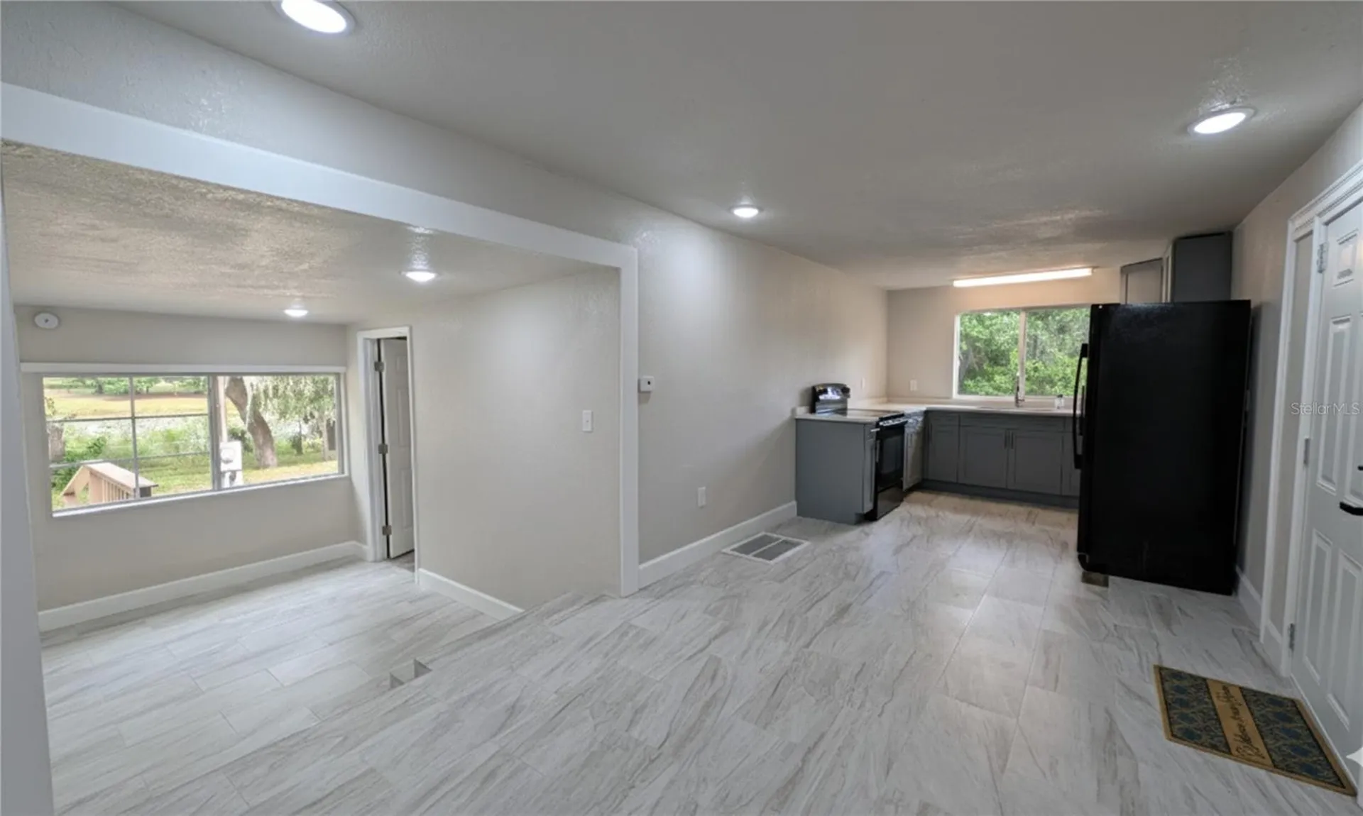 9761 Lake Drive Weeki Wachee FL 34613