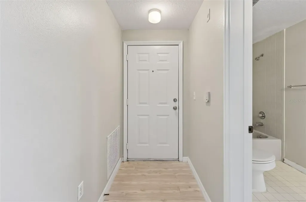 5572 Metrowest Boulevard Orlando FL 32811