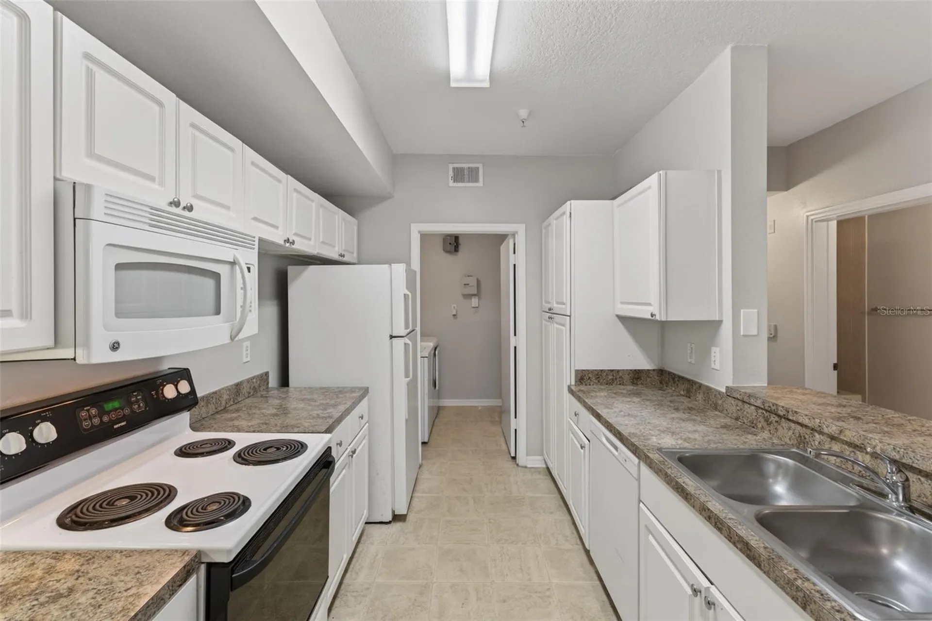 5572 Metrowest Boulevard Orlando FL 32811