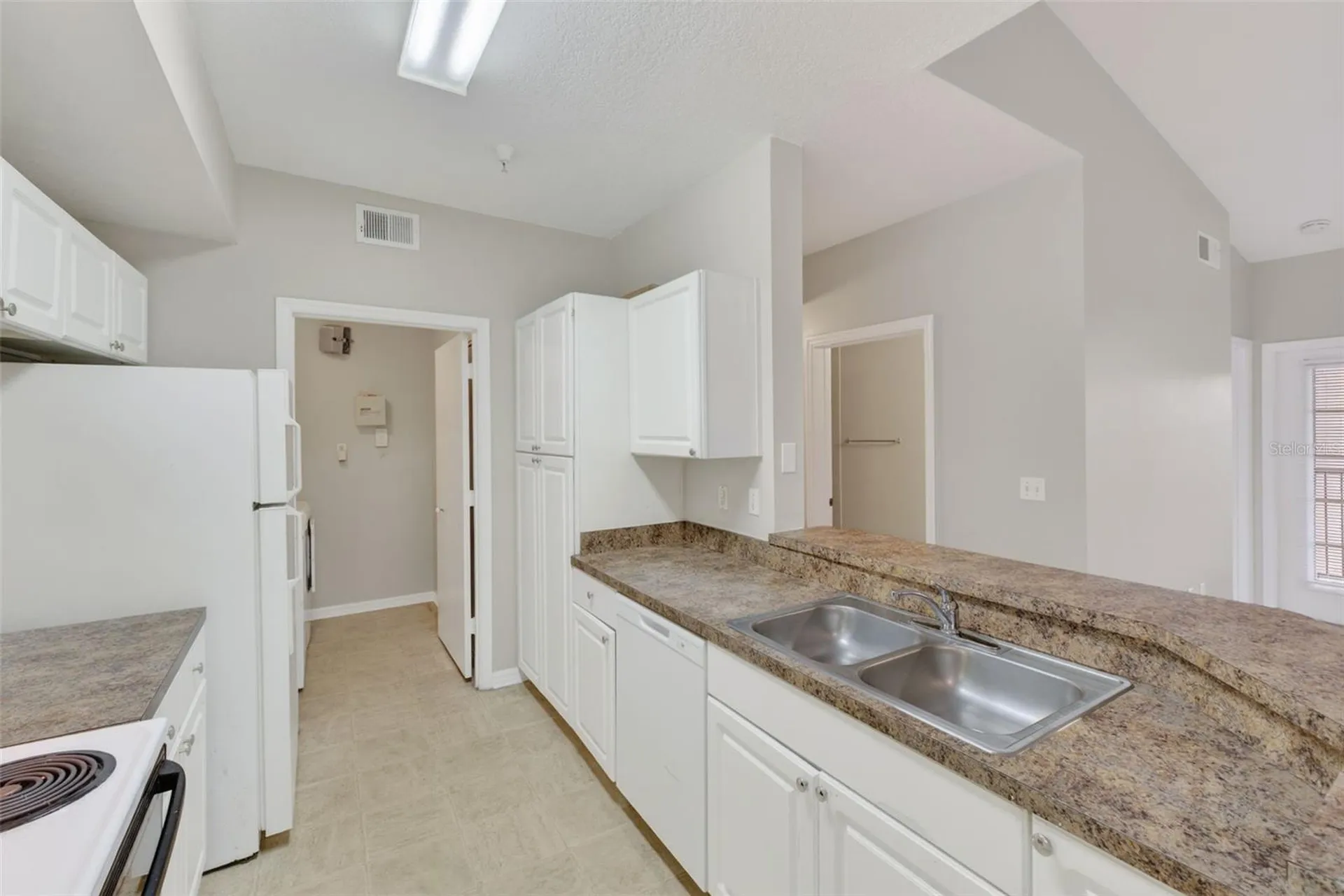 5572 Metrowest Boulevard Orlando FL 32811