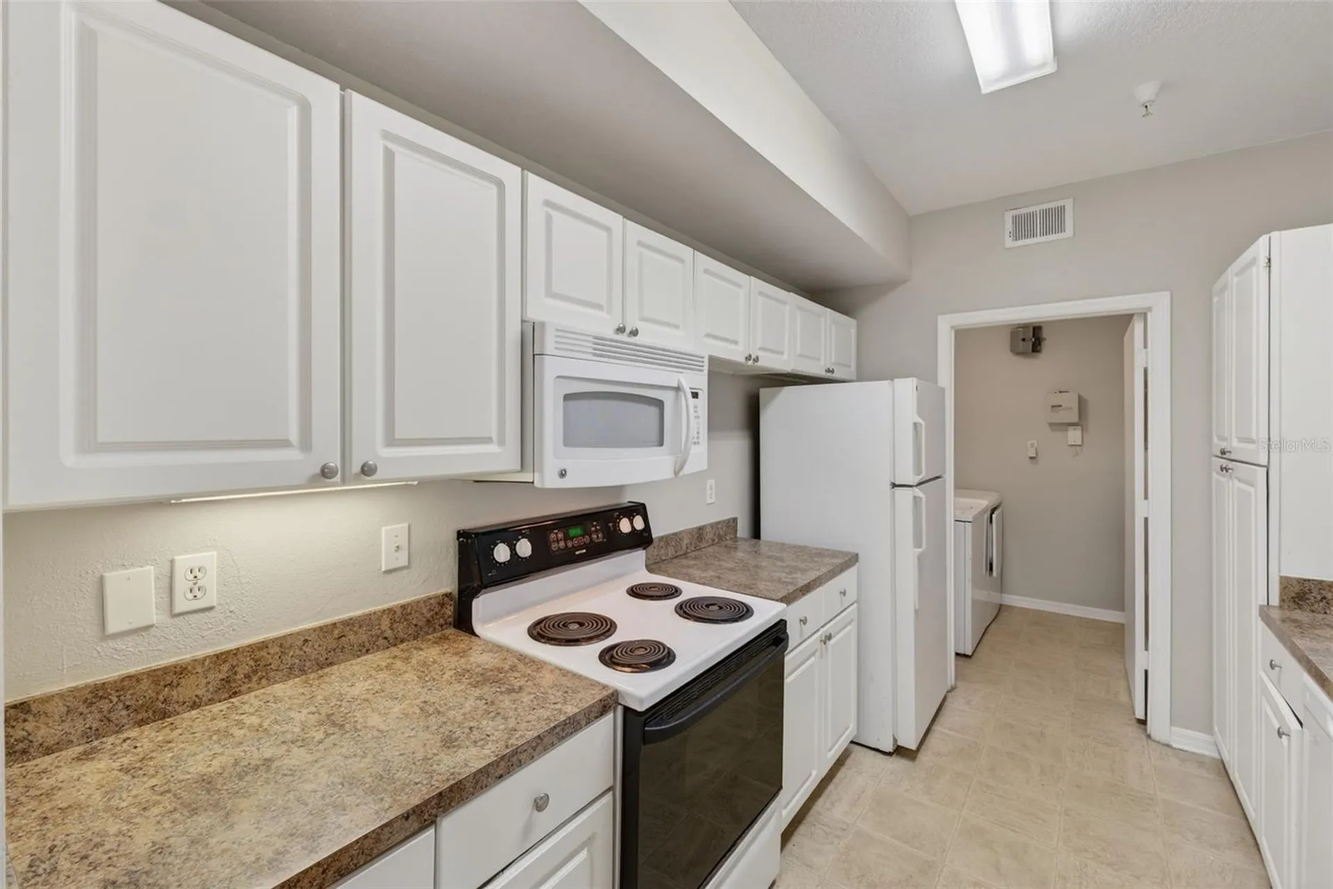 5572 Metrowest Boulevard Orlando FL 32811