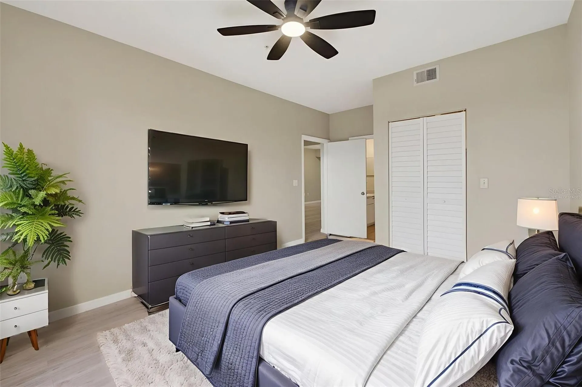 5572 Metrowest Boulevard Orlando FL 32811