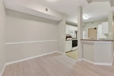 5572 Metrowest Boulevard Orlando FL 32811