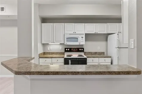 5572 Metrowest Boulevard Orlando FL 32811