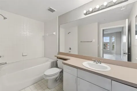 5572 Metrowest Boulevard Orlando FL 32811