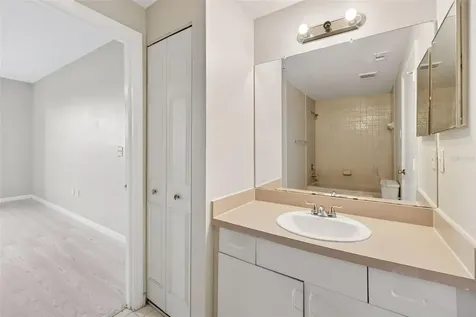 5572 Metrowest Boulevard Orlando FL 32811