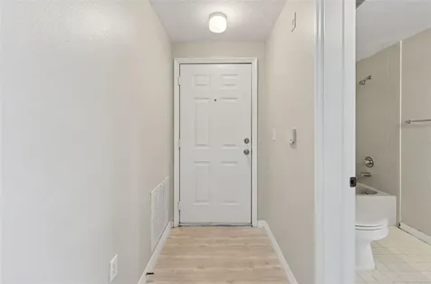 5572 Metrowest Boulevard Orlando FL 32811