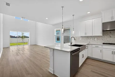 747 Steel Drive Apollo Beach FL 33572