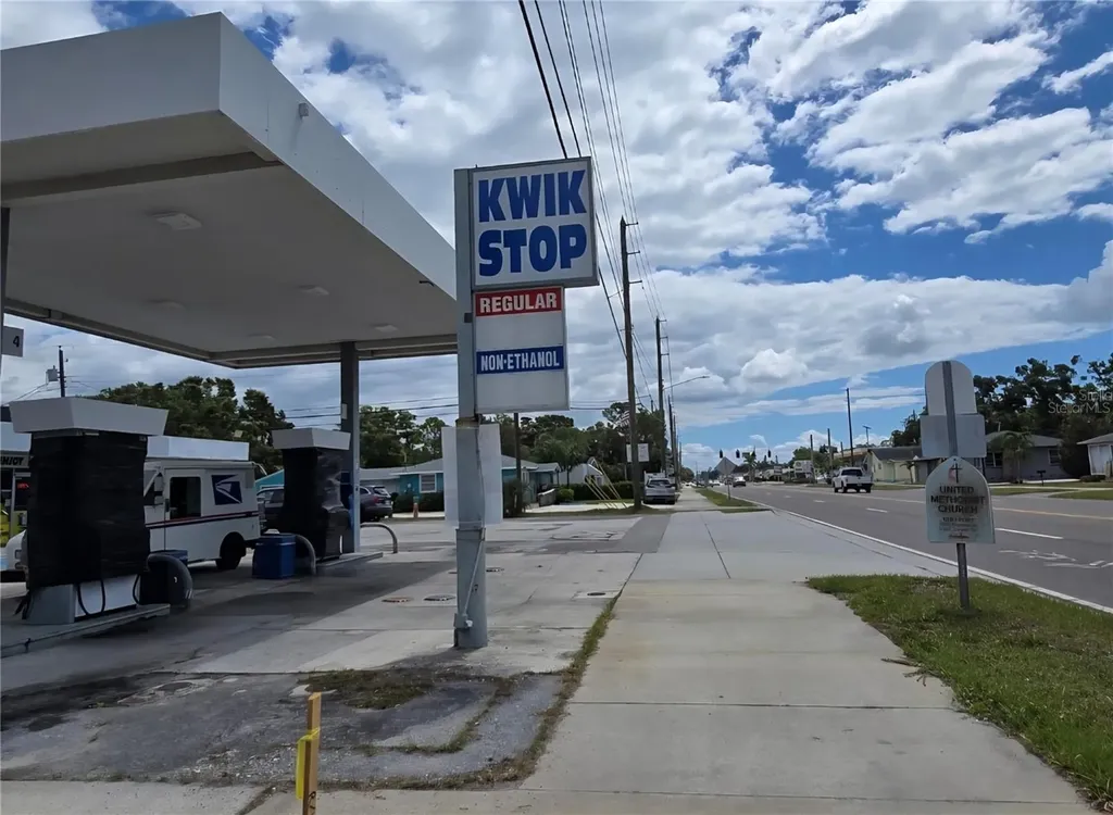 5227 Gulfport Boulevard S Gulfport FL 33707