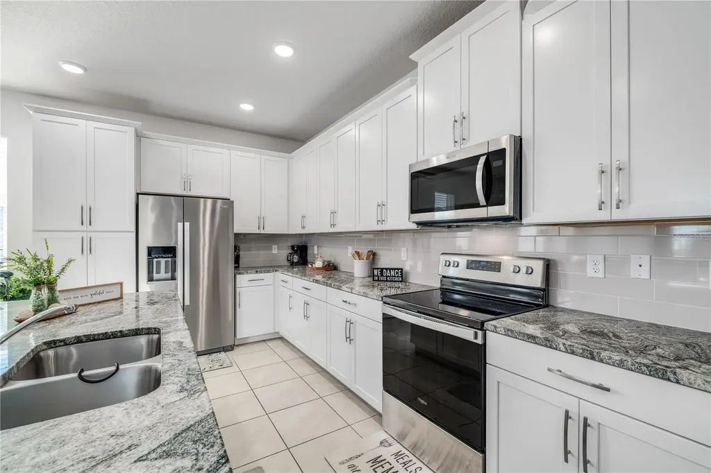 1700 Tropical Palms Circle Kissimmee FL 34747