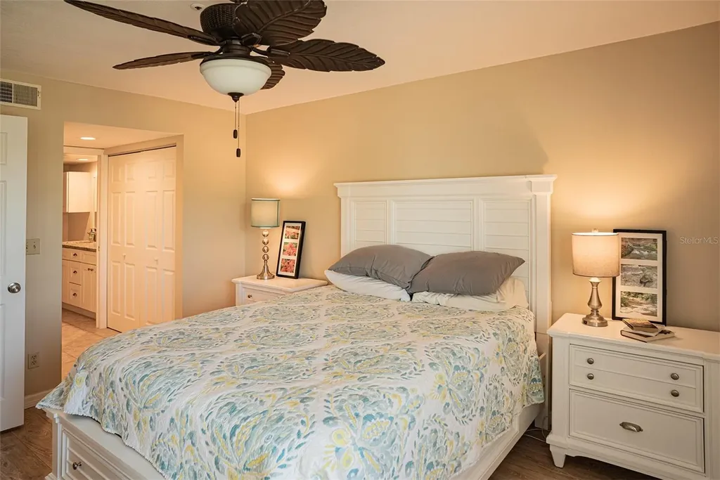 433 Cerromar Lane Venice FL 34293