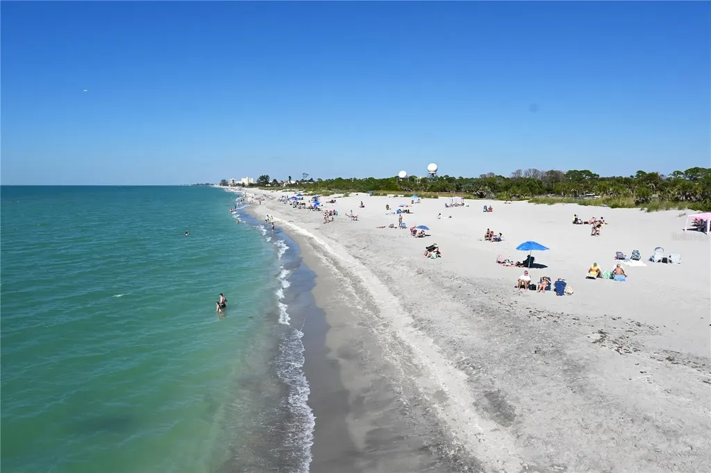 433 Cerromar Lane Venice FL 34293