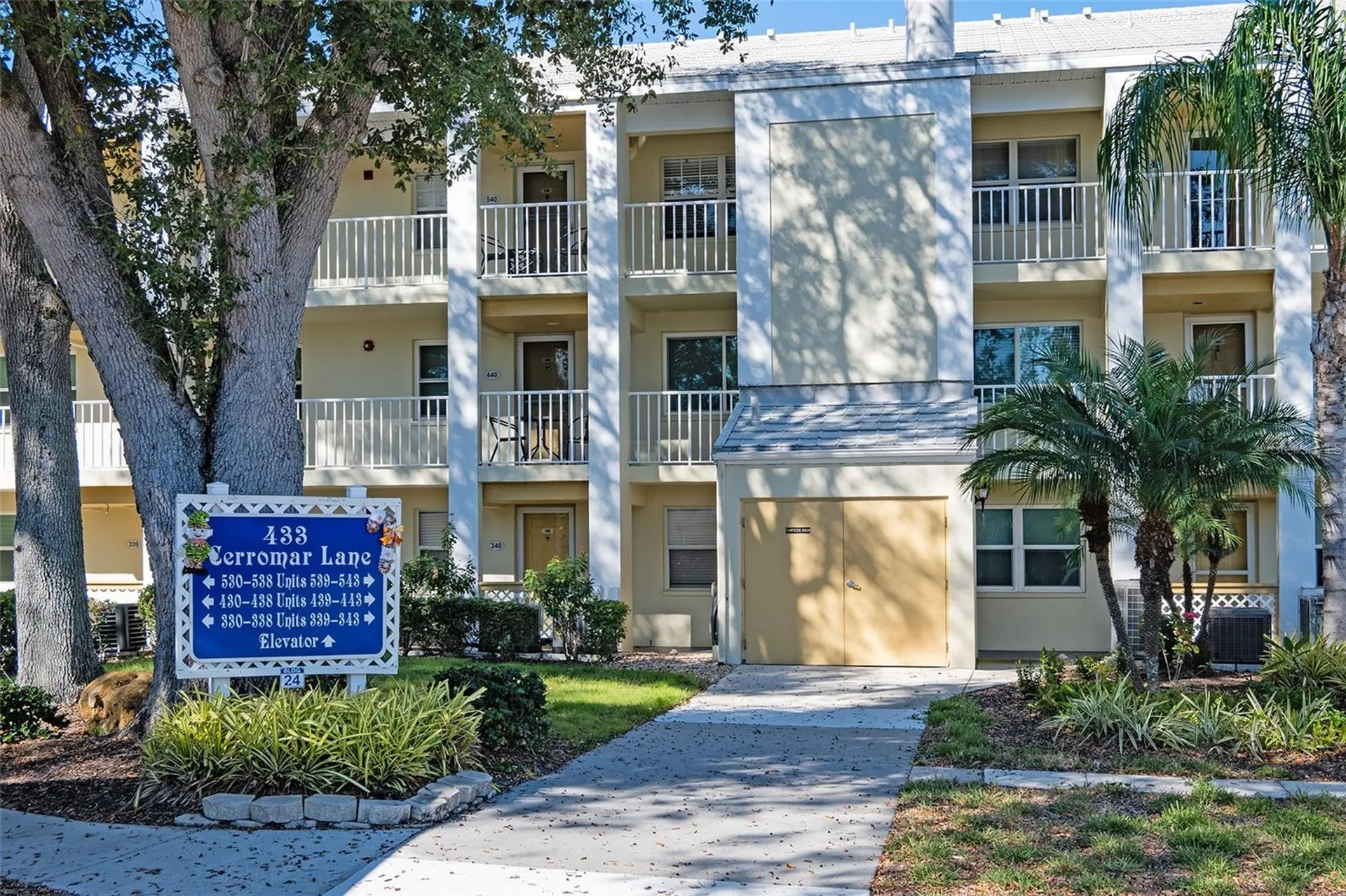 433 Cerromar Lane Venice FL 34293